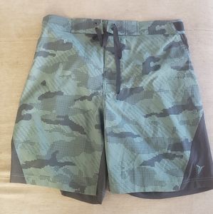 Old Navy active shorts